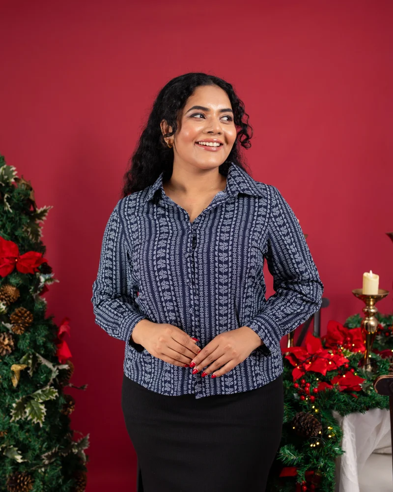 Holiday Glam Printed Shirt Dress - Image 6